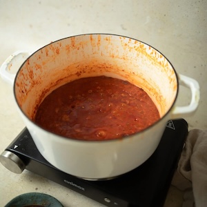 jollof stew in a pot